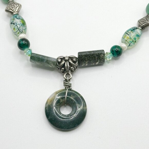 Green Beaded Necklace Of Stone, Glass And Metal Beads 21” - Picture 3 of 5